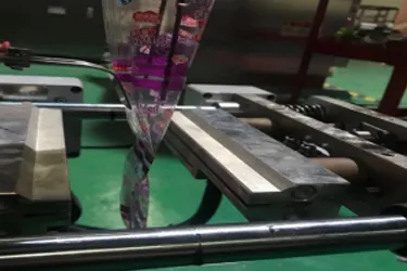 Automatic Liquid Filling Machine for Oyster Sauce, Soy Paste, and Mayonnaise