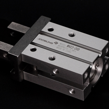 Brand New SMC Finger Cylinder Parallel Style Air Cylinder Air Gripper MHZ2-6D