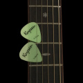 Aceptar accesorios musicales personalizados Picks de guitarra luminosa