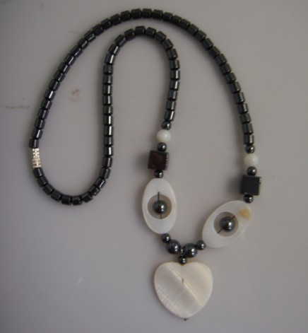 Collier de coquille de perle d&#39;hématite