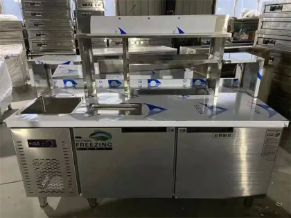 China Factory's Professional Milk Tea Bar Counter with Freezer and Bubble Tea Machine