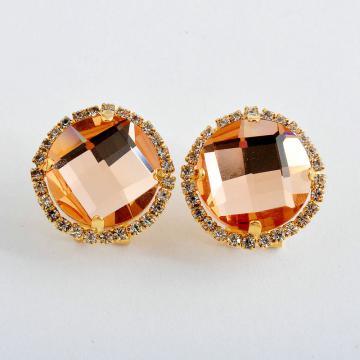gold plated stud earring with swarovski crystal stone