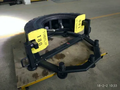 Commercial Gym Fitness Equipment: Strength Training Machine Tire Flip