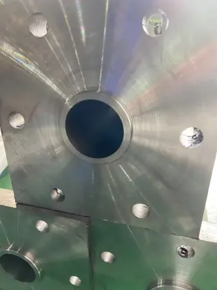 Bimetallic Extruder Barrel for Plastic Machinery Parts