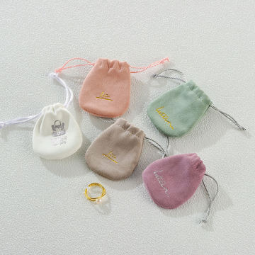 Nouvelles sachets de bijoux de design 8 * 9cm Sacs à cordon de microfibre en daim doux