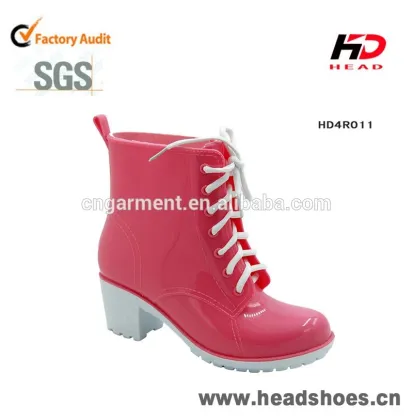 Fashionable china woman boots