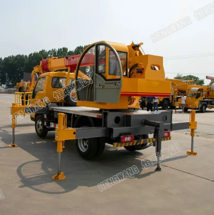 Hengwang HWFT5T Hydraulic Mini Car Crane - 5 Tons Mobile Crane