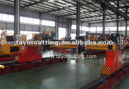 CNC plasma cutting machine with Hypertherm Power Source