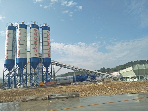 OEM fast delivery 240cbm/h batching concrete plant