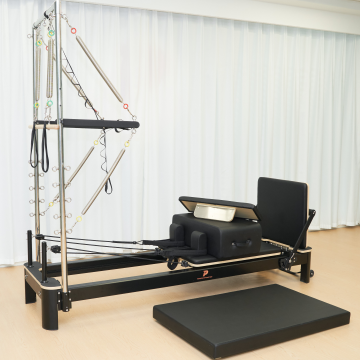 Aluminum Alloy Pilates Reformer Machines: White Aluminum Pilates Reformer with Tower