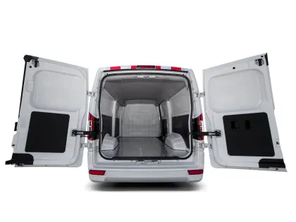 Jinlong Longyao 6: Popular Electric Closed Logistics Vehicle