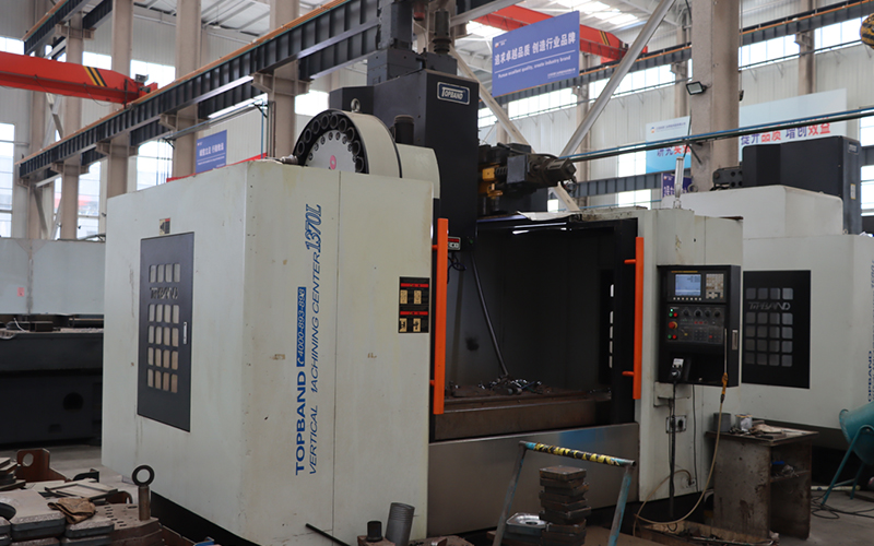 NC Vertical Machining Center2-1