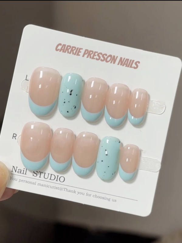 **Mint Mambo** Handcrafted Wearable Nails, Minimalist French Style with Gentle Elegance, Reusable and High-End Quality.