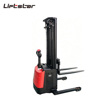 Roter kompakter Walkie-Stapler mit Doppelmast
