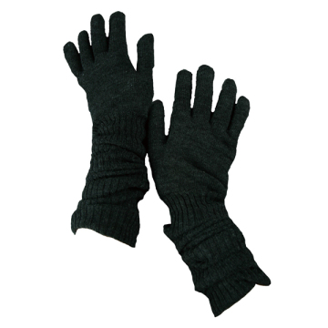 Good quality knitted full finger glove with touch screen