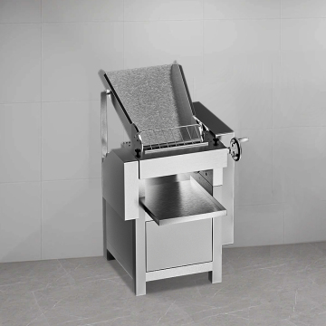 One-Touch Start Electric high-speed pasta press