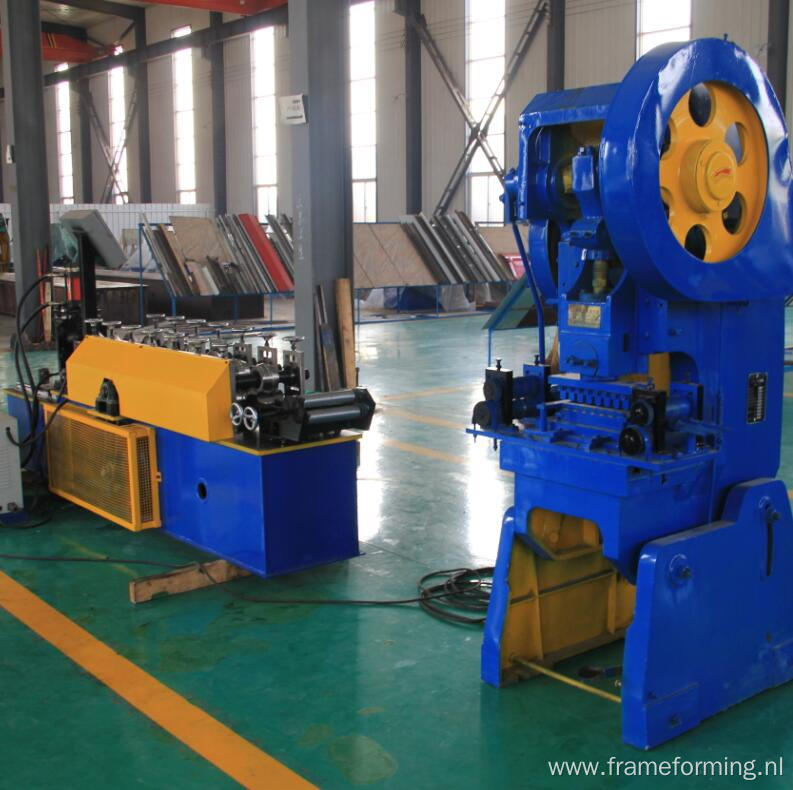 High Triangular keel roll forming machine for integration ceiling