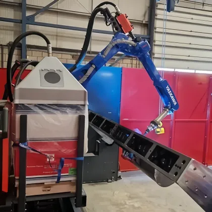 Yaskawa AR2010 Robot: Laser & Arc Welding with Digital Positioner