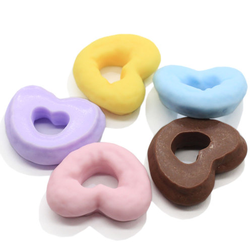 Supply Kleurrijke Holle Hart Taart Resin Charms Simulatie Biscuit Plaksteen Craft Bead Kawaii Miniatuur Ornament Poppenhuis Speelgoed