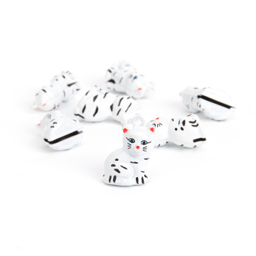 Cute White Cat Branded Fashion Keychains with Decorative Bells for Sale