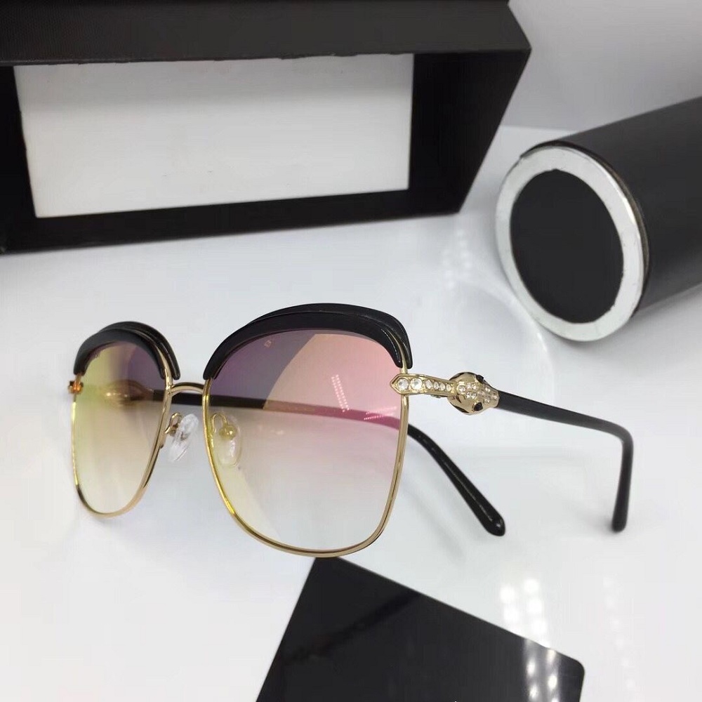 Mirrored Sunglasses