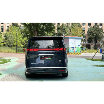 2022 Denza D9 DM-i 970 4WD Flagship