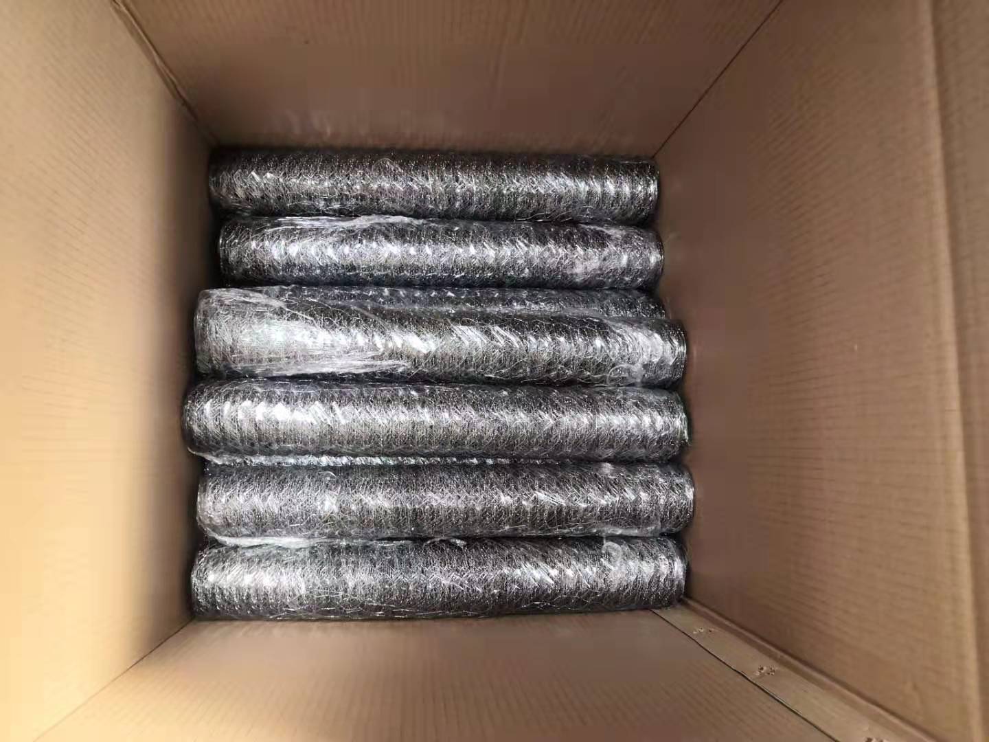 Hexagonal wire netting
