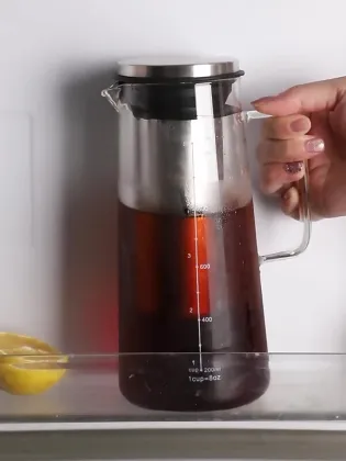 Large Capacity Cold Brew Coffee & Iced Tea Maker with Glass Carafe