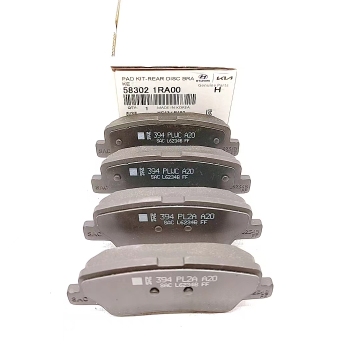 Groothandel front Automotive Disc Brake Pads Semi-metal keramische 58101-1RA00 voor Kia en Hyundai