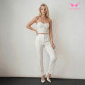 Gepunktete Hose mit hoher Taille und kurzem Schnitt