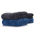 Microfiber twist pile towel for car cleaning