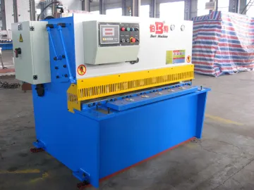 small sheet shearing machine