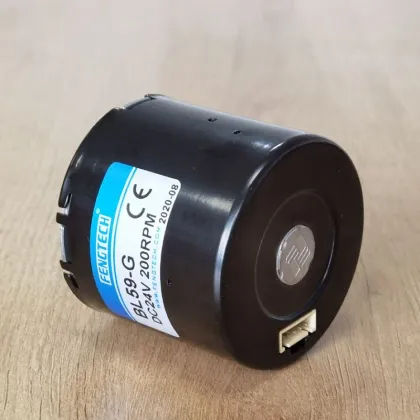 Synchronous AC Motor Speed Control Controller