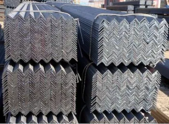 Pipe palletizing and strapping unit for angle steel