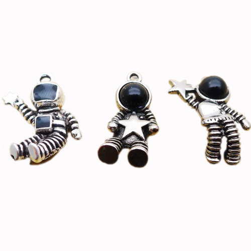 100Pcs Astronaut Enamel Charms 3D Astronaut Space Man Enamel Alloy Pendants For Bracelet Earrings Jewelry Making DIY