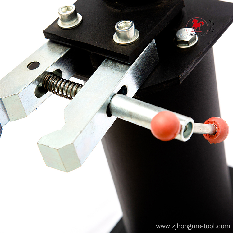 Car shock absorber spring disassembly machine