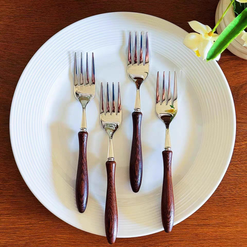 Natural Chicken Wing Wood Handle Fork