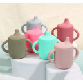 Силиконски излив Sippy чаша со рачки за мали деца