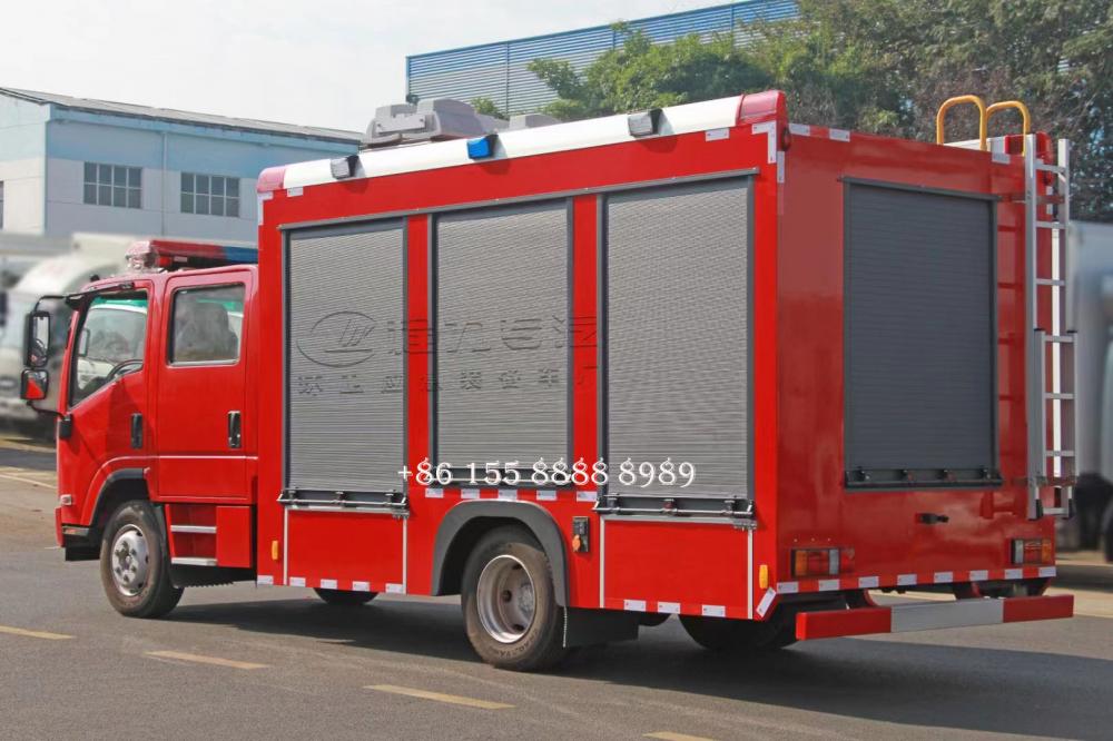 Isuzu Fire Lighting Fire Engine 2 Jpg