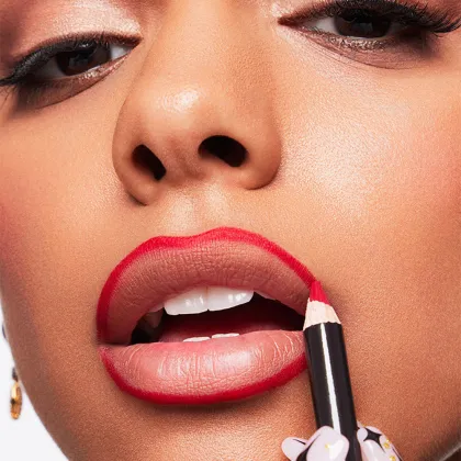 OCHAIN Cosmetics: Custom Vegan Private Label Lip Liner