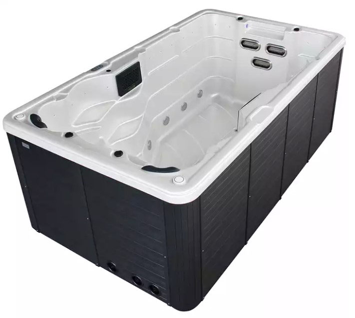 Luxury outdoor freestanding acrylic relaxing spa