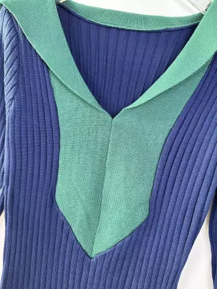 2023 Autumn Sexy Fashionable V Neck Sweater Dresses for Women