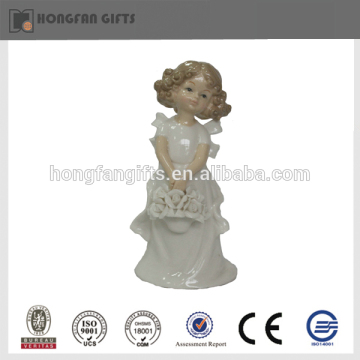 2016 new cheap ceramic wedding angel decoration