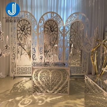 White Acrylic Backdrop Photobooth Setup