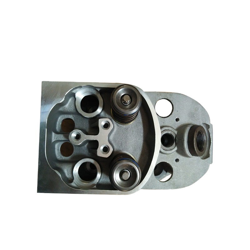 04258234 Cylinder Head 2 Jpg