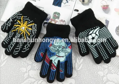 Children warm winter gloves