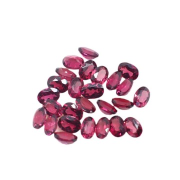 Natural Pyrope Garnet Egg Shaped Loose Stones