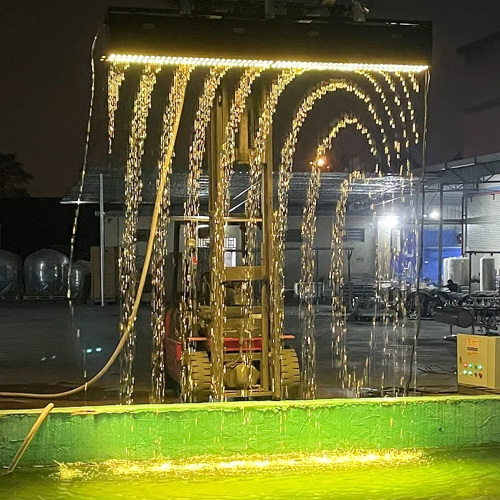 Фонтанҳои пардаи пардаи об