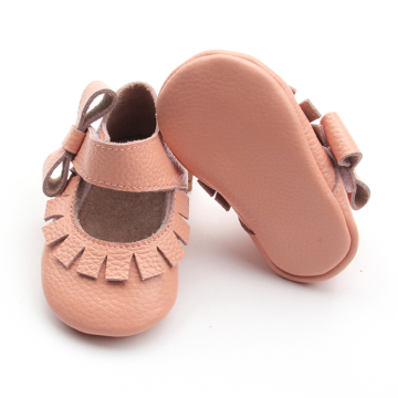 Сладък пискюс лък бебе момиче обувки