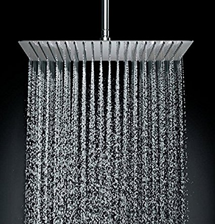 Grand pommeau de douche à effet pluie carré